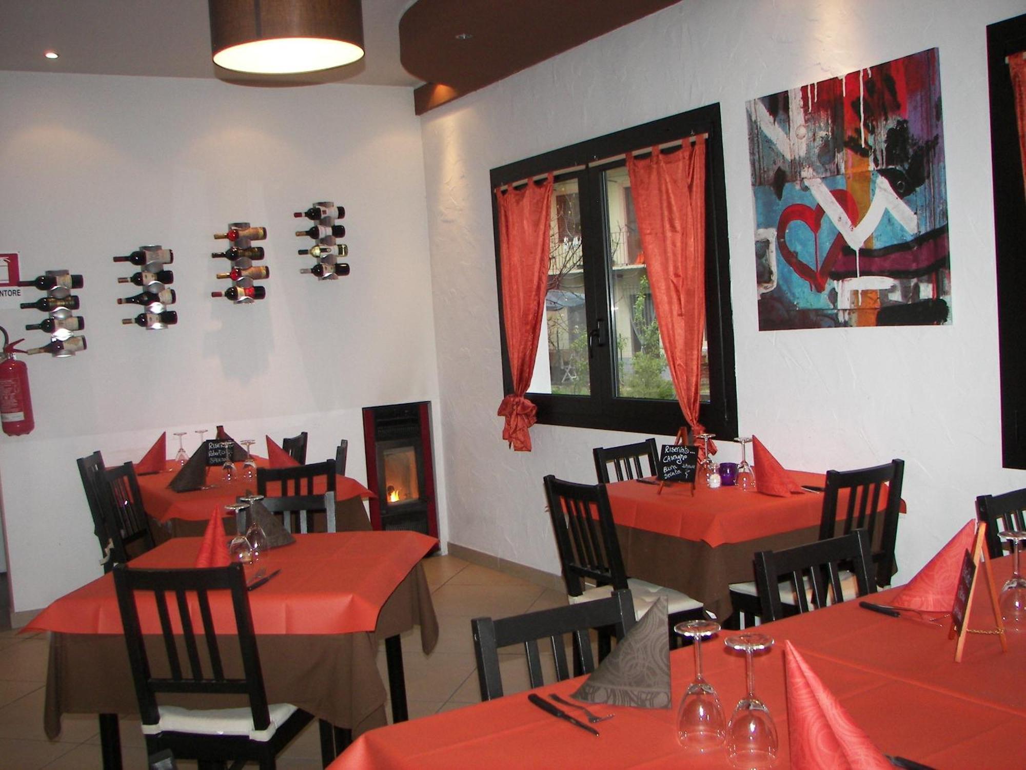 Albergo Sangrila Lanzo Torinese Εξωτερικό φωτογραφία