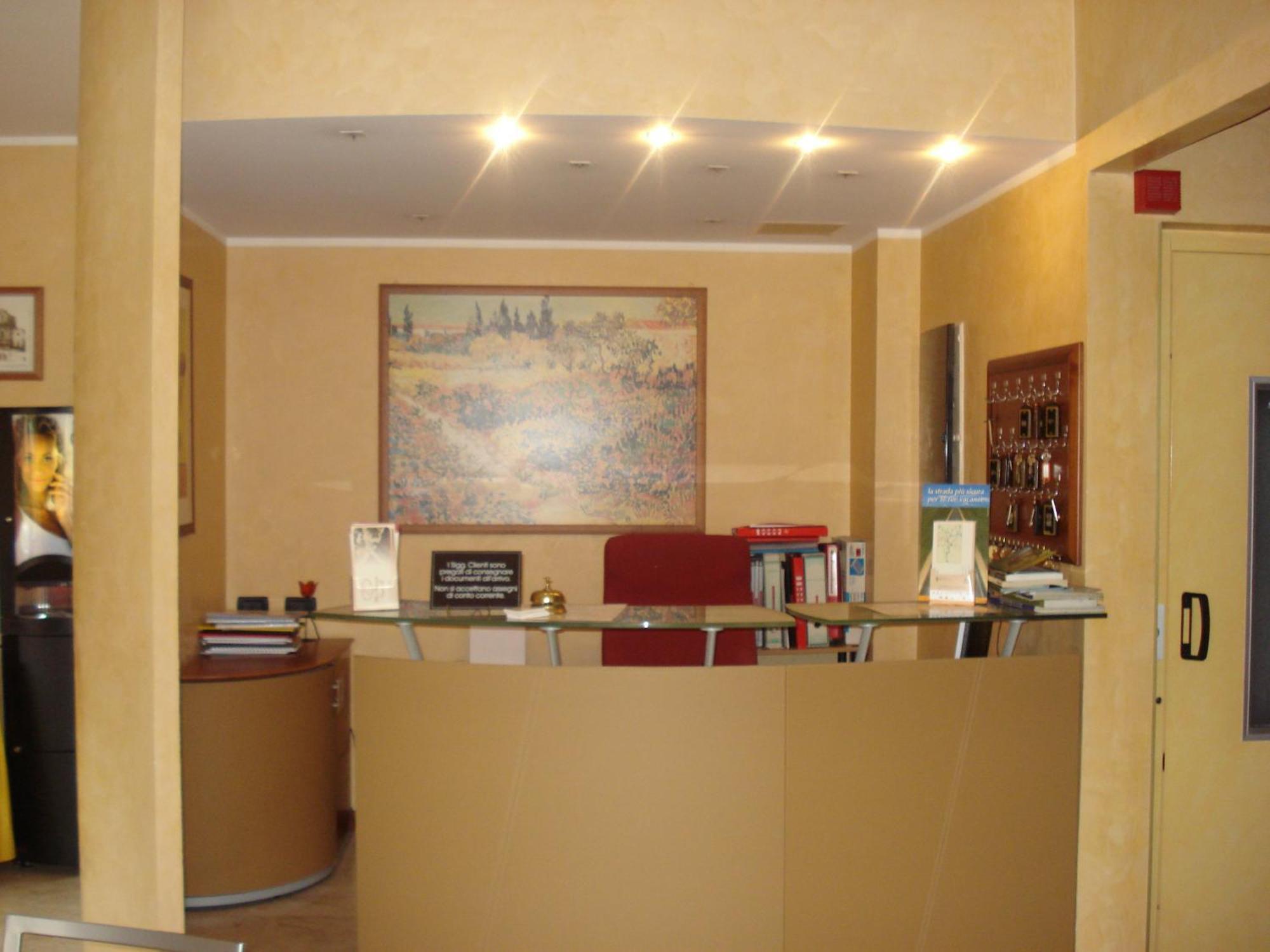 Albergo Sangrila Lanzo Torinese Εξωτερικό φωτογραφία