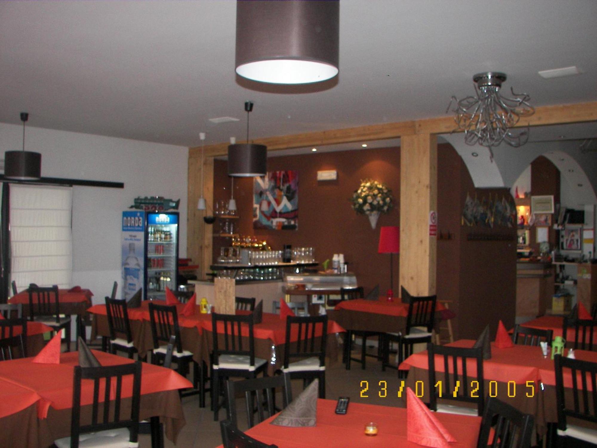 Albergo Sangrila Lanzo Torinese Εξωτερικό φωτογραφία