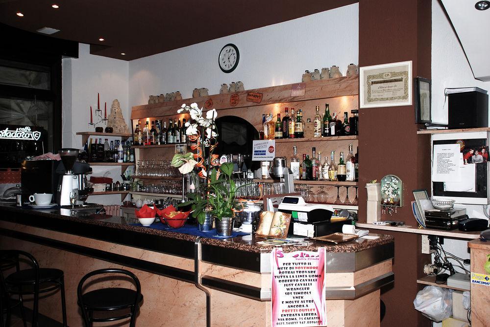 Albergo Sangrila Lanzo Torinese Εξωτερικό φωτογραφία
