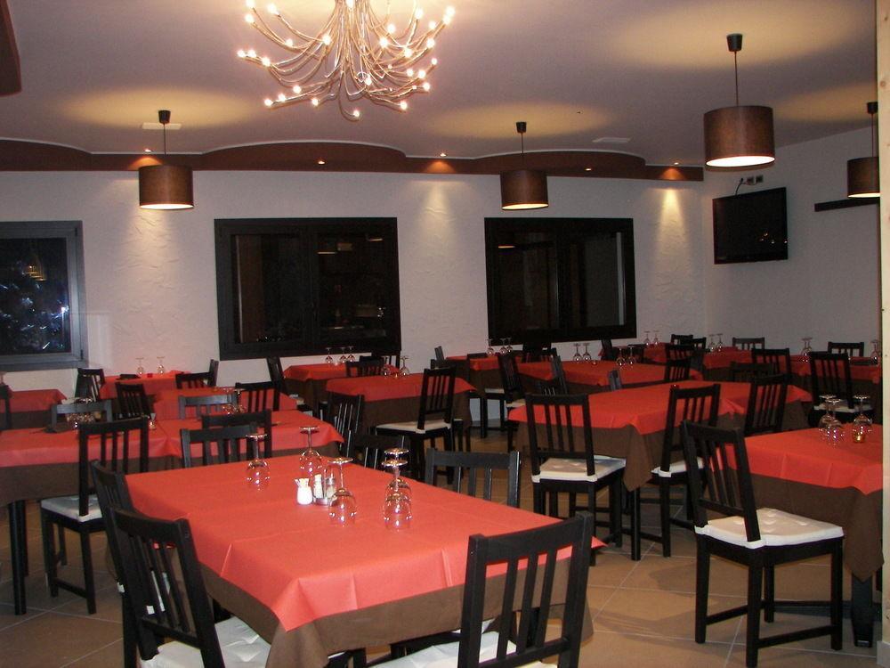 Albergo Sangrila Lanzo Torinese Εξωτερικό φωτογραφία